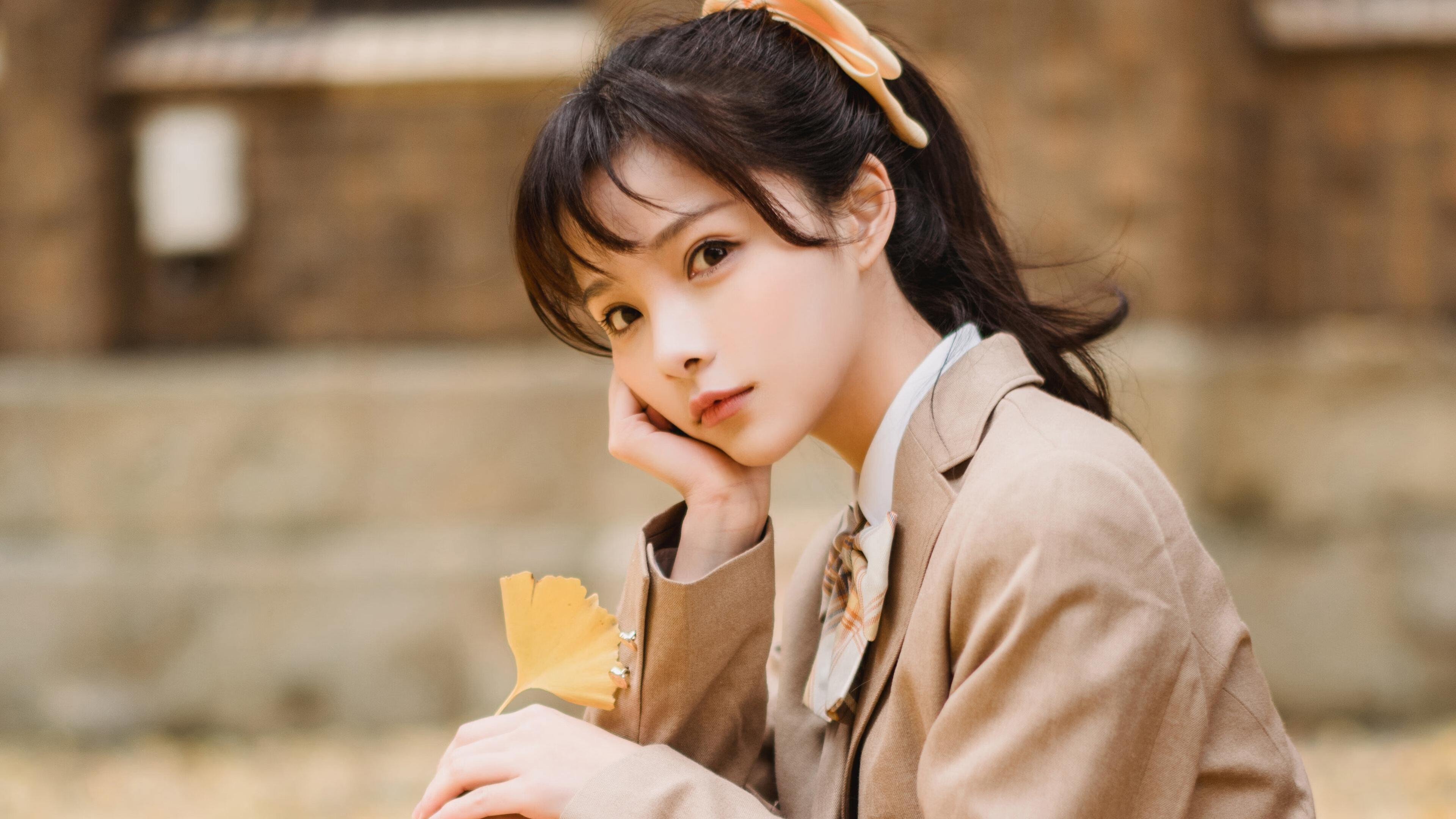 乔治40分统治攻防！跨洲对决见证国际篮球无疆界