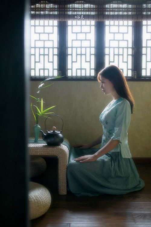 pg电子模拟器-钢铁意志，从黄蜂的锁链到德罗赞的利刃